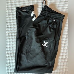 NWOT Hummel men’s track pants